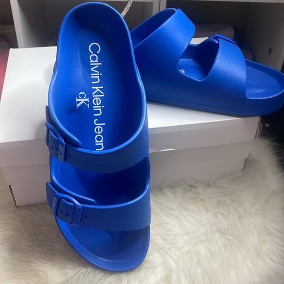 Calvin Klein Men or women Slipon - Picture 8 of 8